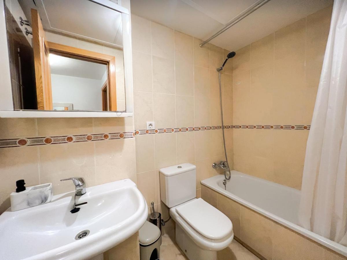 3 Bed Las Petunias, San Pedro Марбеля Екстериор снимка